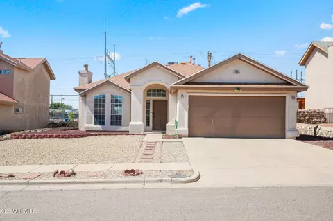 7987 Night Fall Pl, El Paso, TX 79932