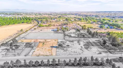 737 Young John St, Clint, TX 79836