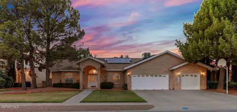 533 Rosinante Rd, El Paso, TX 79922