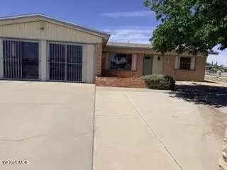 10845 Sam Snead Dr, El Paso, TX 79935