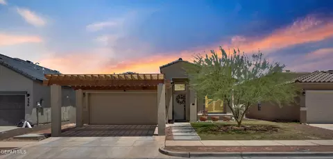 552 Paseo Dulce Ave, Horizon City, TX 79928