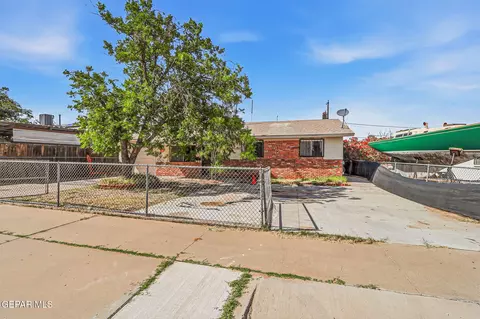 5021 Royal Dr, El Paso, TX 79924