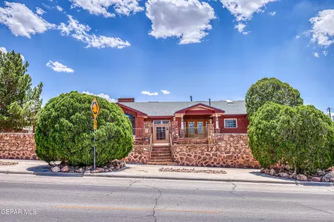 5032 Timberwolf Dr, El Paso, TX 79903