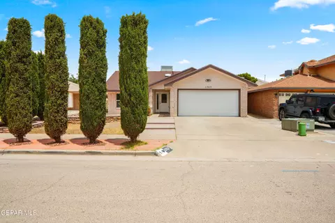 1707 Judith Resnik Dr, El Paso, TX 79936