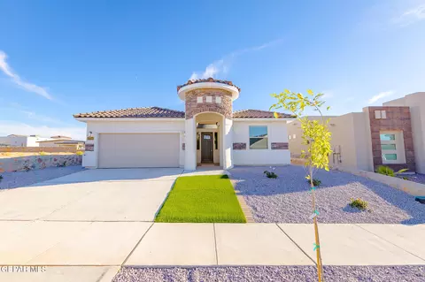12760 Indian Canyon Dr, Horizon City, TX 79928