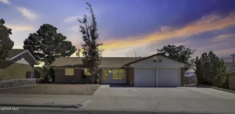 7916 Parral Dr, El Paso, TX 79915