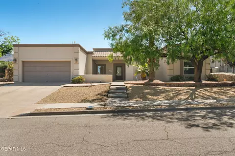 912 Los Pinos Way, El Paso, TX 79912
