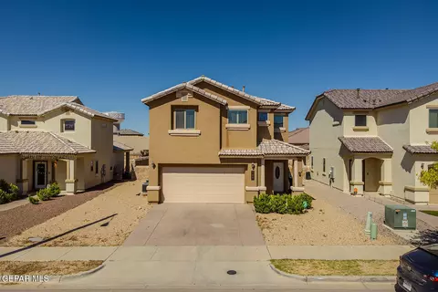 795 Pixton Rd, El Paso, TX 79928