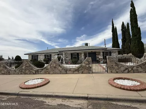 4724 Rolling Stone Dr, El Paso, TX 79924
