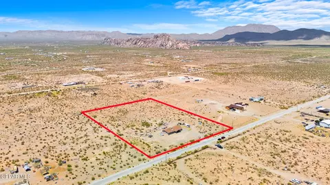 17521 Zonobia Ave, El Paso, TX 79938