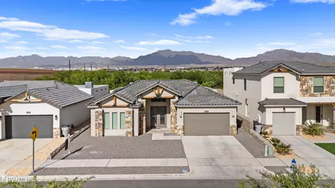 6136 Oleaster Dr, El Paso, TX 79932