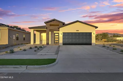 7822 Estrella St, Vinton, TX 79821