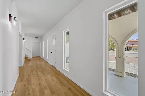 Entry Way - 4 Cielo Del Este, Anthony, NM 88021 photo 2 of 3