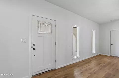 Entry Way - 4 Cielo Del Este, Anthony, NM 88021 photo 1 of 3