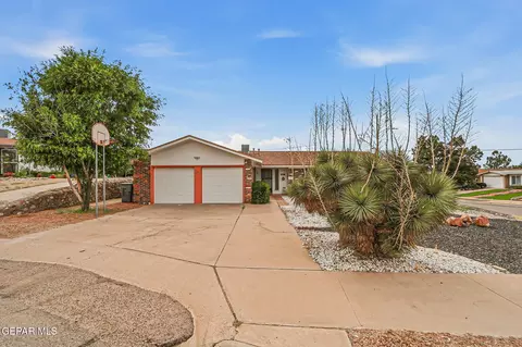 204 Rio Tinto Dr, El Paso, TX 79912