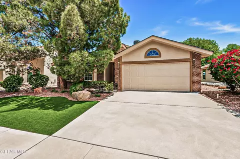 2028 Sun Chariot St, El Paso, TX 79938