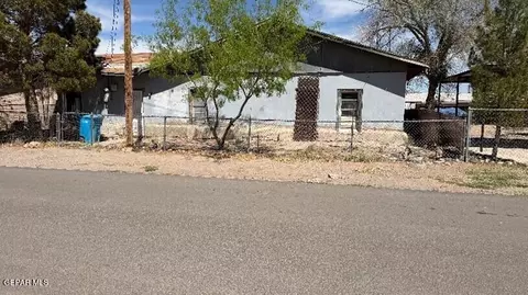 15221 Los Angeles St, Clint, TX 79836