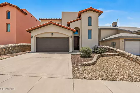 676 Pete Payan Dr, El Paso, TX 79912