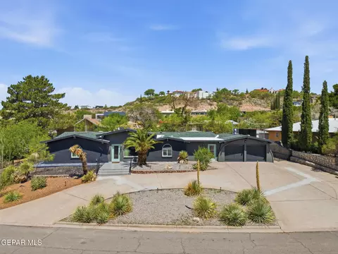 1505 Rocky Bluff Dr, El Paso, TX 79902