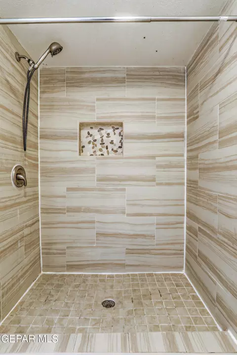 Bath - 1668 Robert Wynn St, El Paso, TX 79936 photo 1 of 6