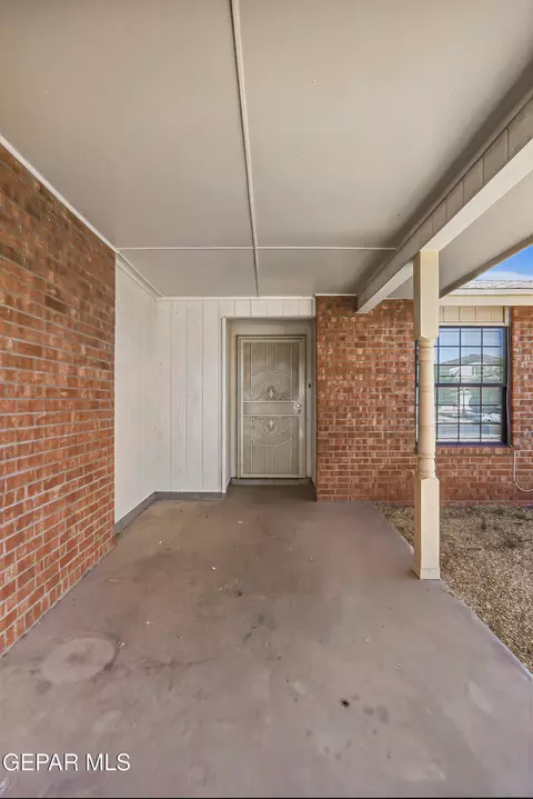 Exterior - 1668 Robert Wynn St, El Paso, TX 79936 photo 2 of 4