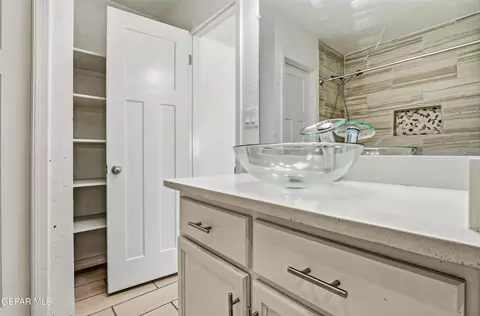 Bath - 1668 Robert Wynn St, El Paso, TX 79936 photo 6 of 6
