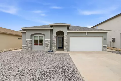 6745 La Puesta Dr, El Paso, TX 79932