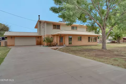 6040 Strahan Rd, El Paso, TX 79932