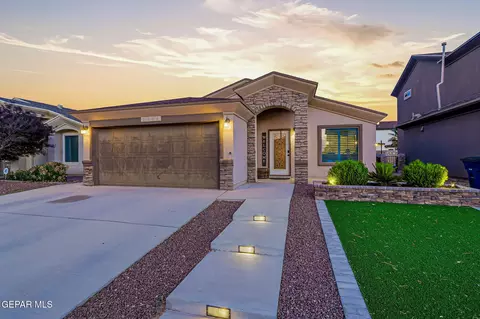 3804 Loma Adriana Dr, El Paso, TX 79938