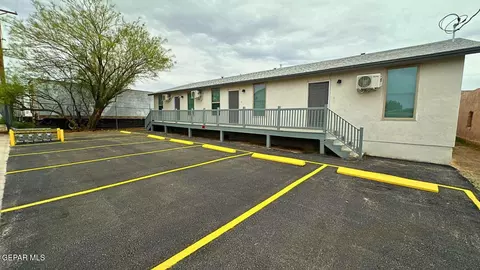 3212 Rosa Ave, El Paso, TX 79905
