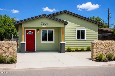 7901 Lirio Rd, El Paso, TX 79915
