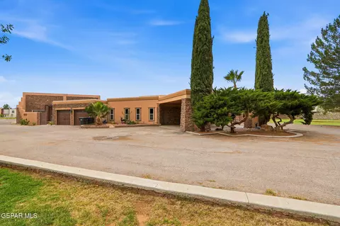 5 Cielo Lindo, Anthony, NM 88021