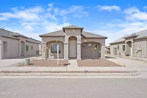 14377 Steve Joyce Pkwy, Horizon City, TX 79928