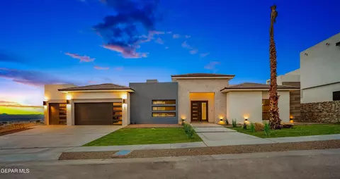 840 W Gate Dr, El Paso, TX 79932