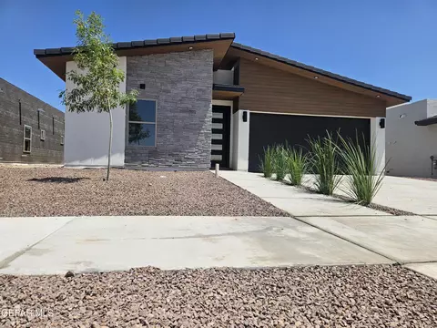 933 Ada Ln, El Paso, TX 79932