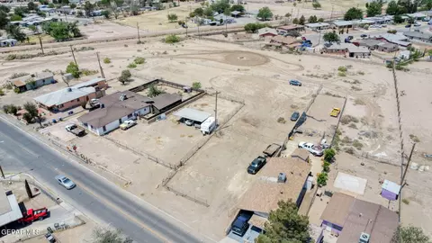 241 Pendale Rd, El Paso, TX 79907