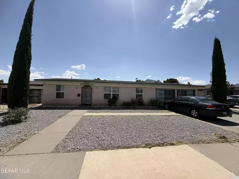 10025 Foothill Dr, El Paso, TX 79924