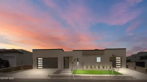 321 Blue Vly, El Paso, TX 79928