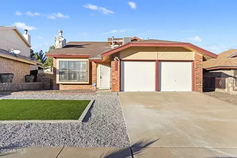 4629 Loma Escondida Dr, El Paso, TX 79934