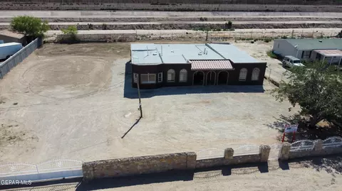 11601 Valle Bajo Rd, Socorro, TX 79927