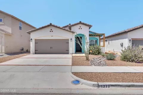 15233 Apex Ct, El Paso, TX 79938