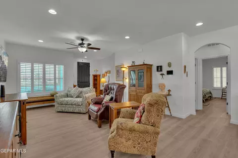 15233 Apex Ct, El Paso, TX 79938 photo 11