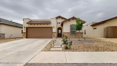 1092 Nickel Hill Ave, Santa Teresa, NM 88008