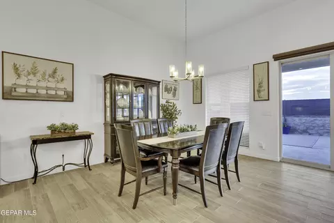 Dining - 333 Blue Valley Dr, El Paso, TX 79928 photo 2 of 2