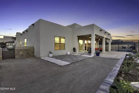 Exterior - 333 Blue Valley Dr, El Paso, TX 79928 photo 3 of 5