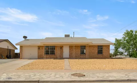 11470 Ed Merrins Dr, El Paso, TX 79936
