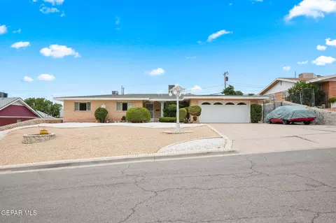 4015 Santa Ana Dr, El Paso, TX 79902
