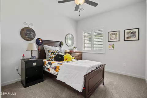 Bedroom - 7828 Enchanted Park Dr, El Paso, TX 79911 photo 4 of 6