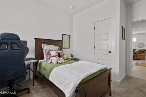 Bedroom - 7828 Enchanted Park Dr, El Paso, TX 79911 photo 3 of 6