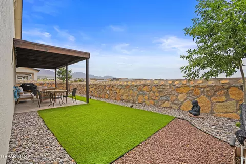 Exterior - 7828 Enchanted Park Dr, El Paso, TX 79911 photo 6 of 12